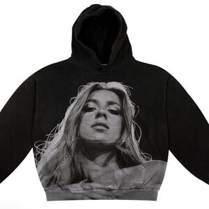 Tate McRae Hoodie-**Brand New AUTHENTIC**